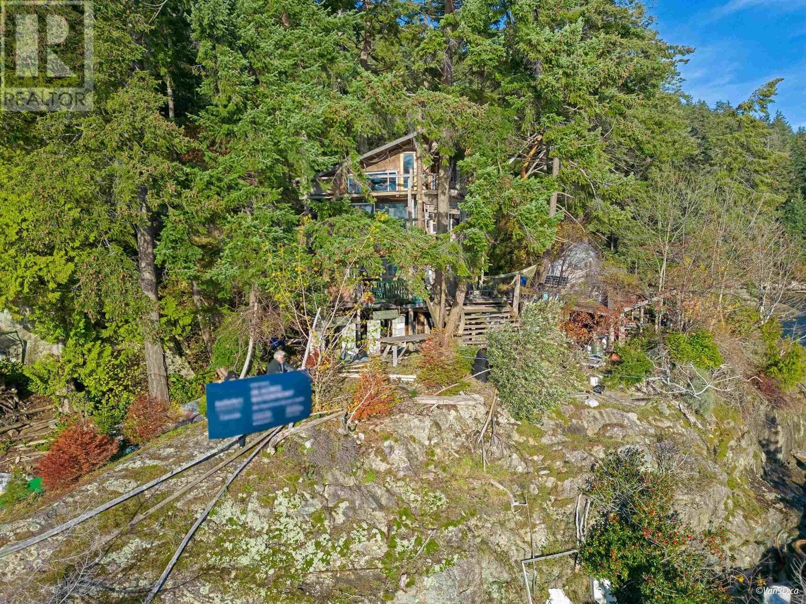 Single Family at 381 WATERFRONT, Bowen Island, British Columbia - Photo 8 - RE/MAX Garden City Realty