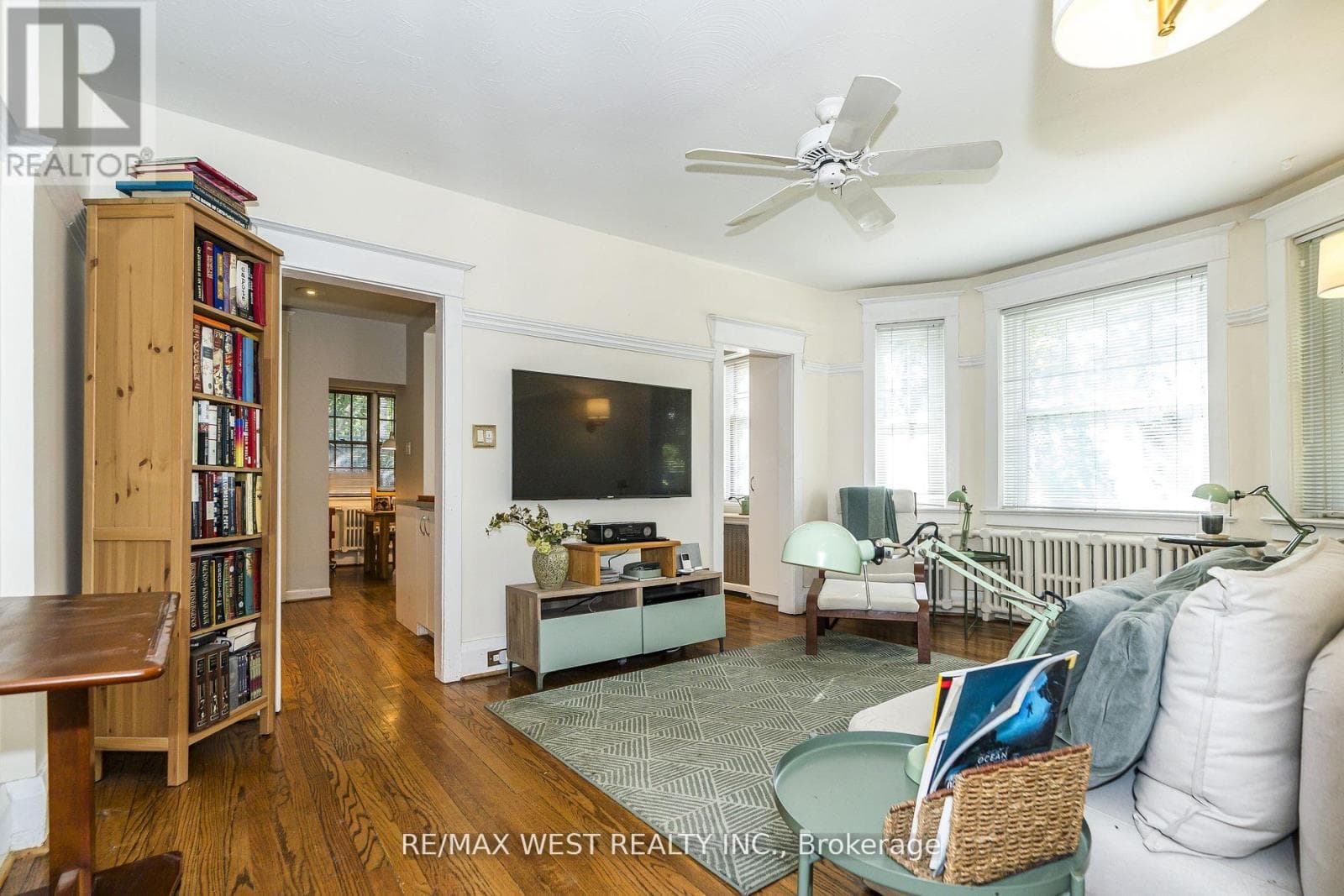 Single Family at 9A Humewood Drive, Toronto (Humewood-Cedarvale), Ontario - Photo 10 - RE/MAX Garden City Realty