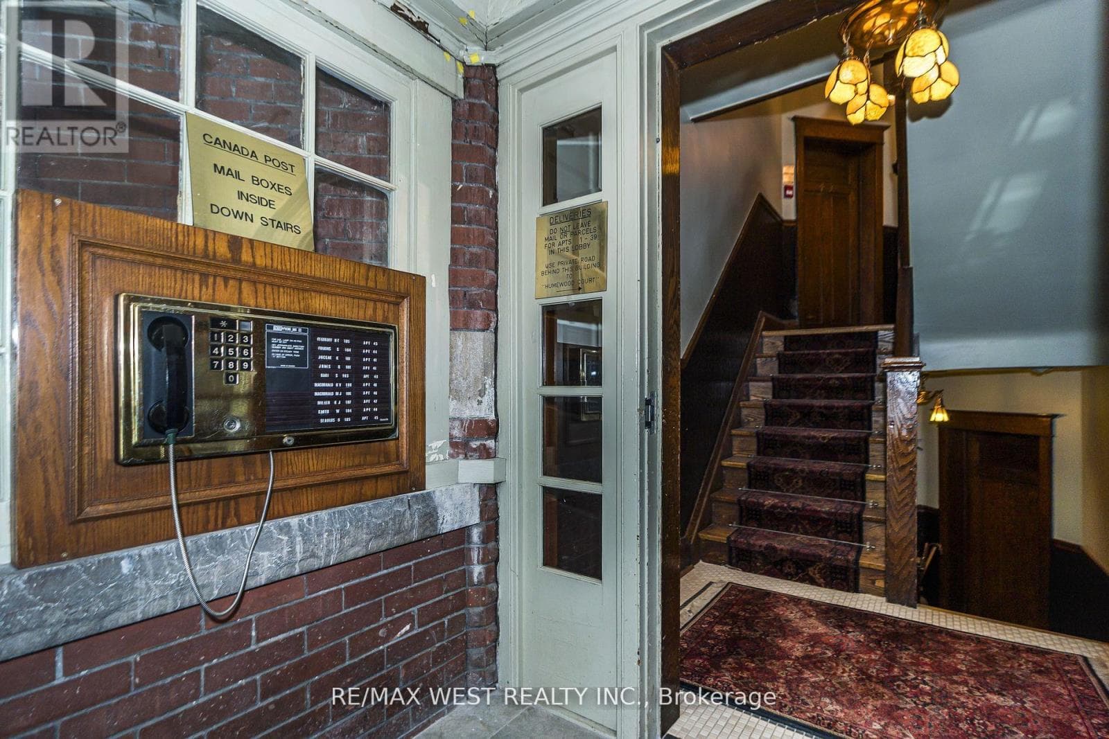 Single Family at 9A Humewood Drive, Toronto (Humewood-Cedarvale), Ontario - Photo 3 - RE/MAX Garden City Realty