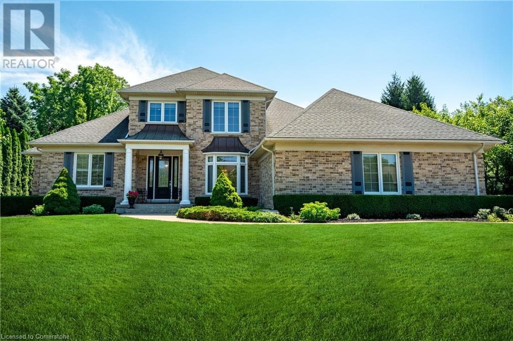 Single Family at 6786 CHRISTINE Court, Niagara Falls, Ontario - Photo 3 - RE/MAX Garden City Realty