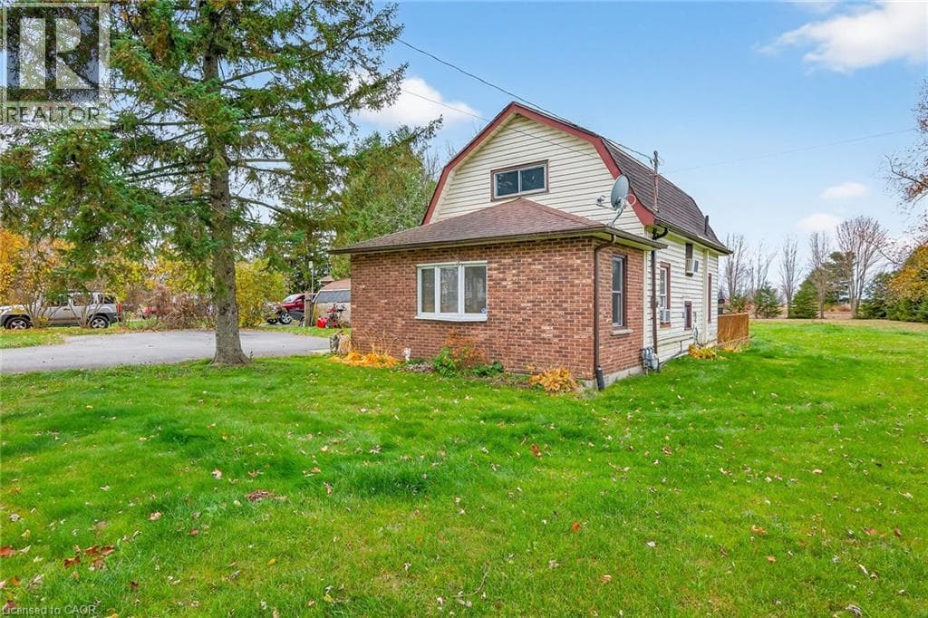 Single Family at 43290 PETTIT Road, Wainfleet, Ontario - Photo 2 - RE/MAX Garden City Realty