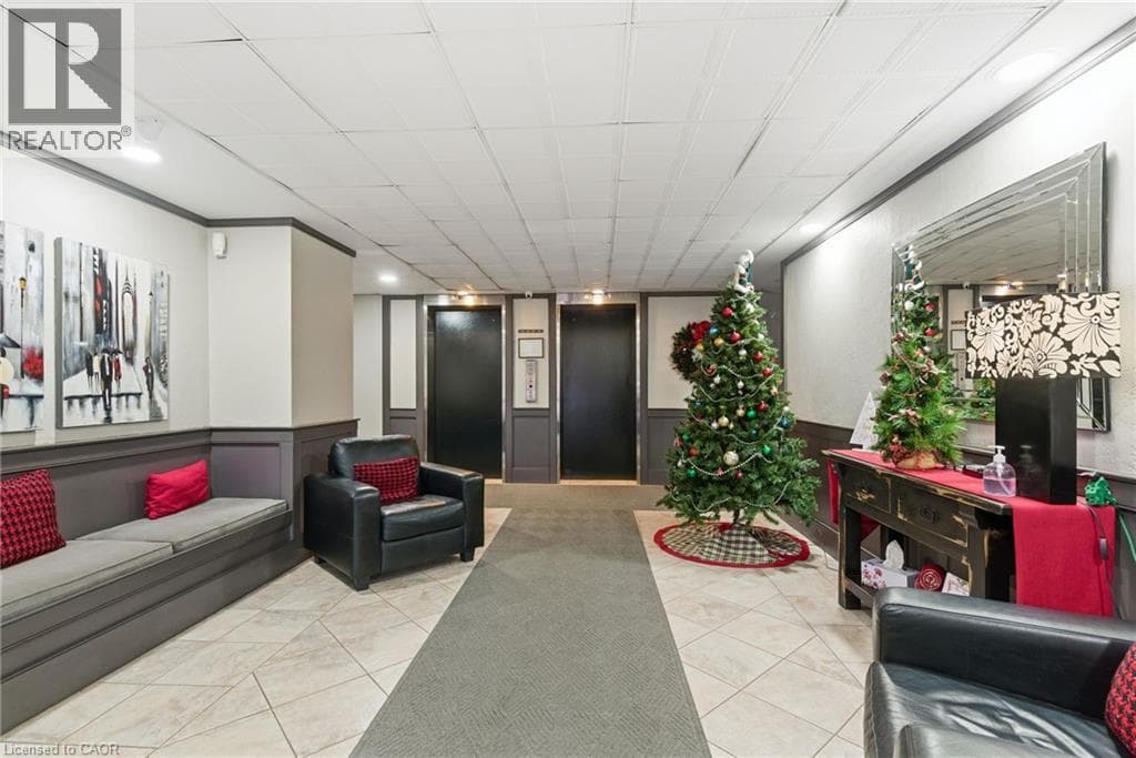 Single Family at 101- 190 HIGHWAY 20, Pelham, Ontario - Photo 4 - RE/MAX Garden City Realty