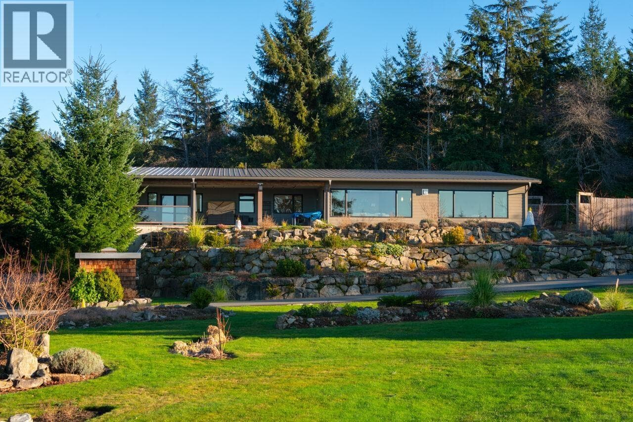 Single Family at 465 SUNSET Road, Bowen Island, British Columbia - Photo 4 - RE/MAX Garden City Realty