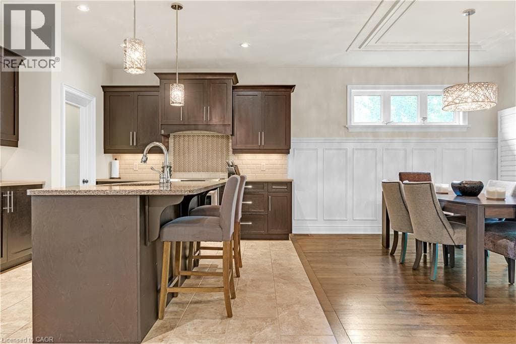 Single Family at 22 CREEKSIDE Drive, Niagara-on-the-Lake, Ontario - Photo 10 - RE/MAX Garden City Realty