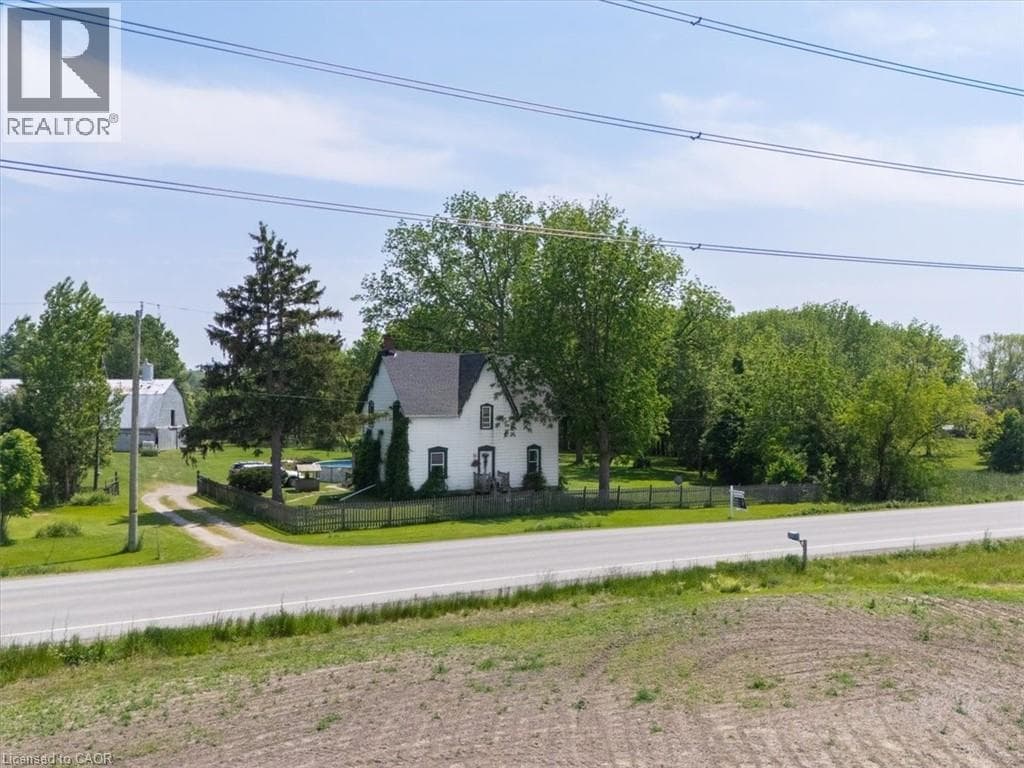 Single Family at 5914 CANBOROUGH Road, West Lincoln, Ontario - Photo 2 - RE/MAX Garden City Realty