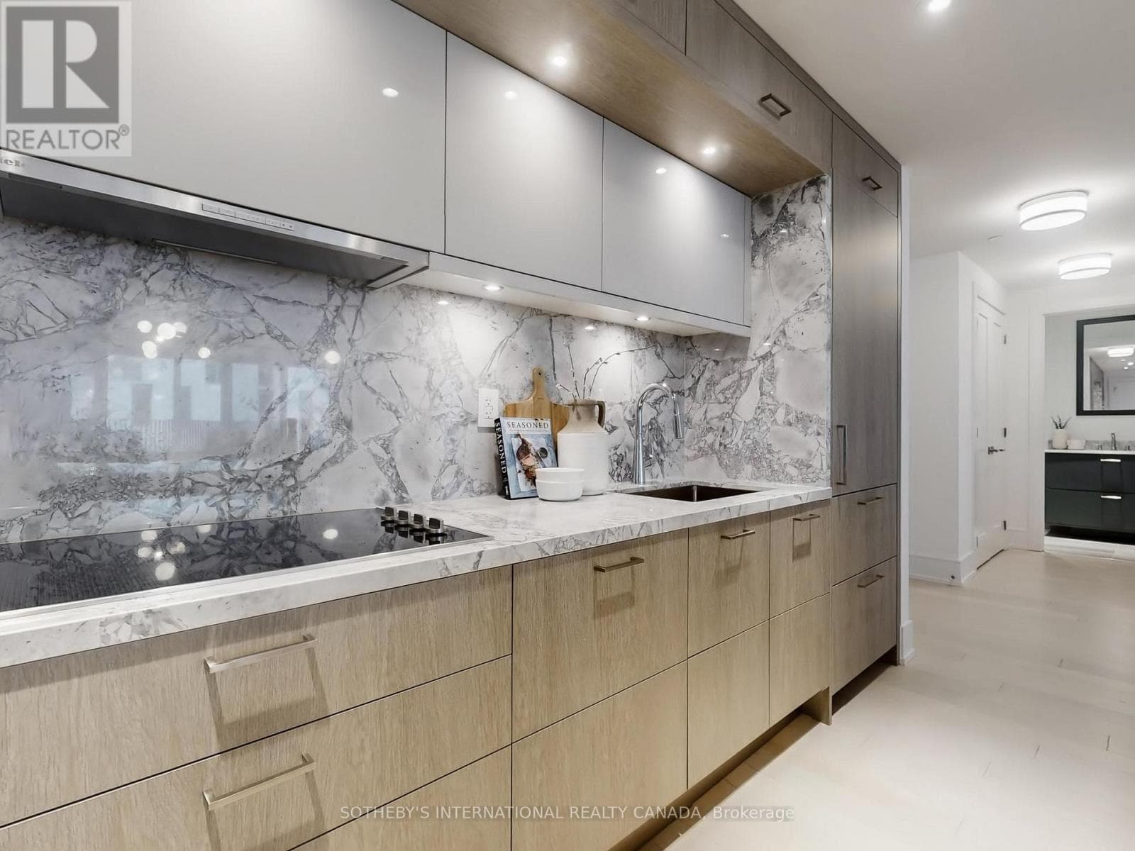 Single Family at 515- 155 Merchants' Wharf, Toronto (Waterfront Communities), Ontario - Photo 7 - RE/MAX Garden City Realty