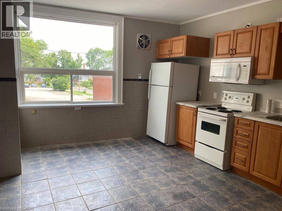 Multi-family at 249 CHURCH Street, St. Catharines, Ontario - Photo 3 - RE/MAX Garden City Realty