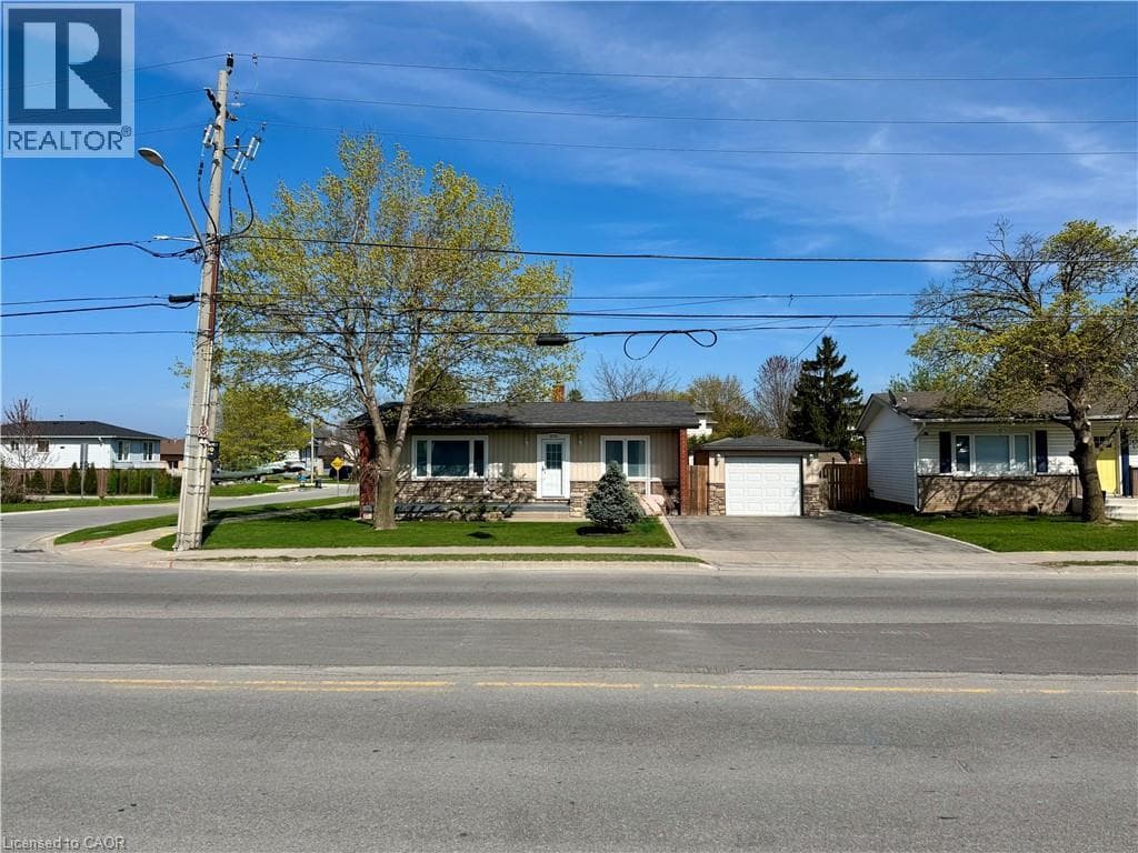 Single Family at 4539 ONTARIO Street, Lincoln, Ontario - Photo 7 - RE/MAX Garden City Realty