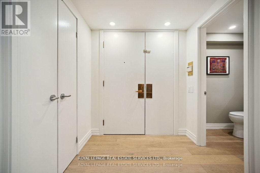 Single Family at 601- 480 Queens Quay, Toronto (Waterfront Communities), Ontario - Photo 7 - RE/MAX Garden City Realty