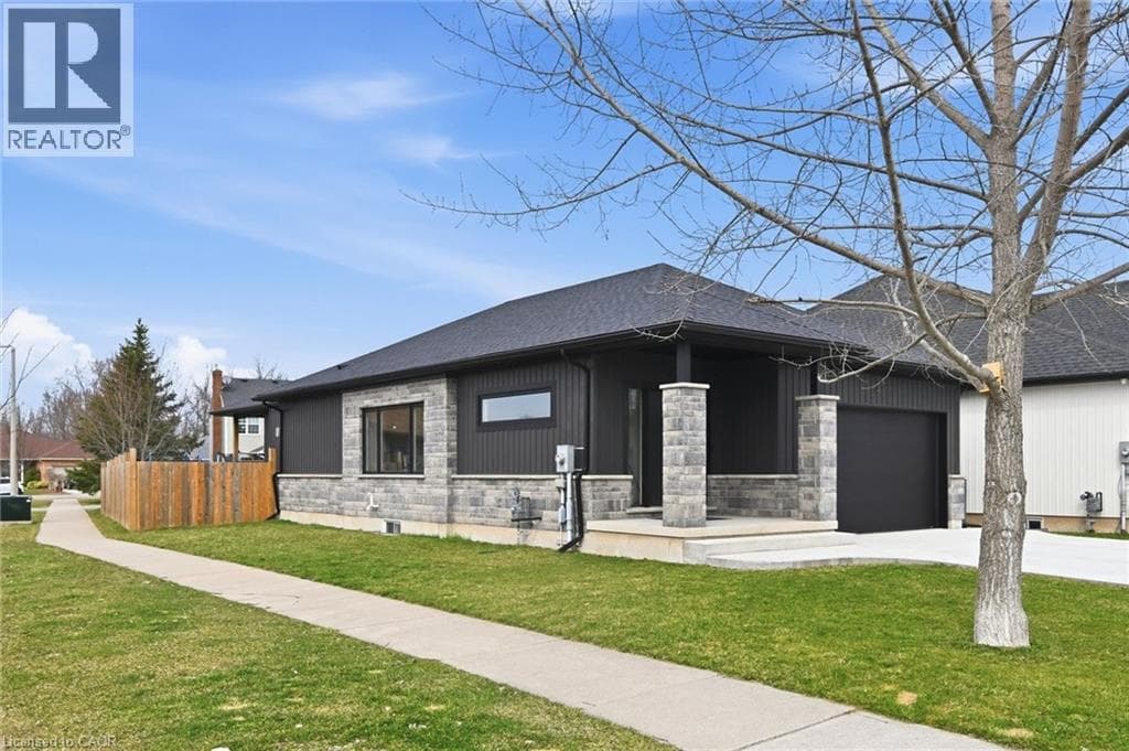 4 HARVARD Court
