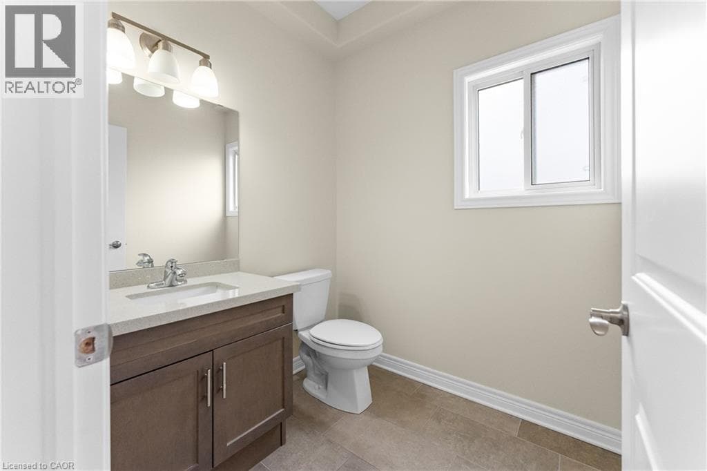 Single Family at 33 CINNAMON Street, Thorold, Ontario - Photo 7 - RE/MAX Garden City Realty