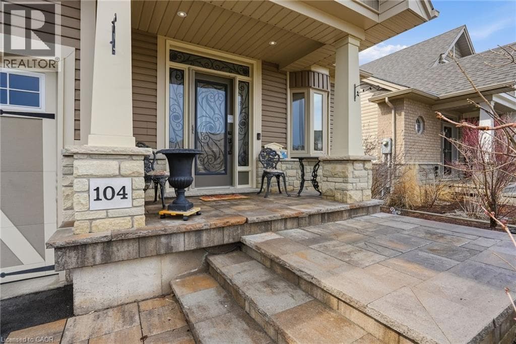 Single Family at 104 ANASTASIA Boulevard, West Lincoln, Ontario - Photo 3 - RE/MAX Garden City Realty
