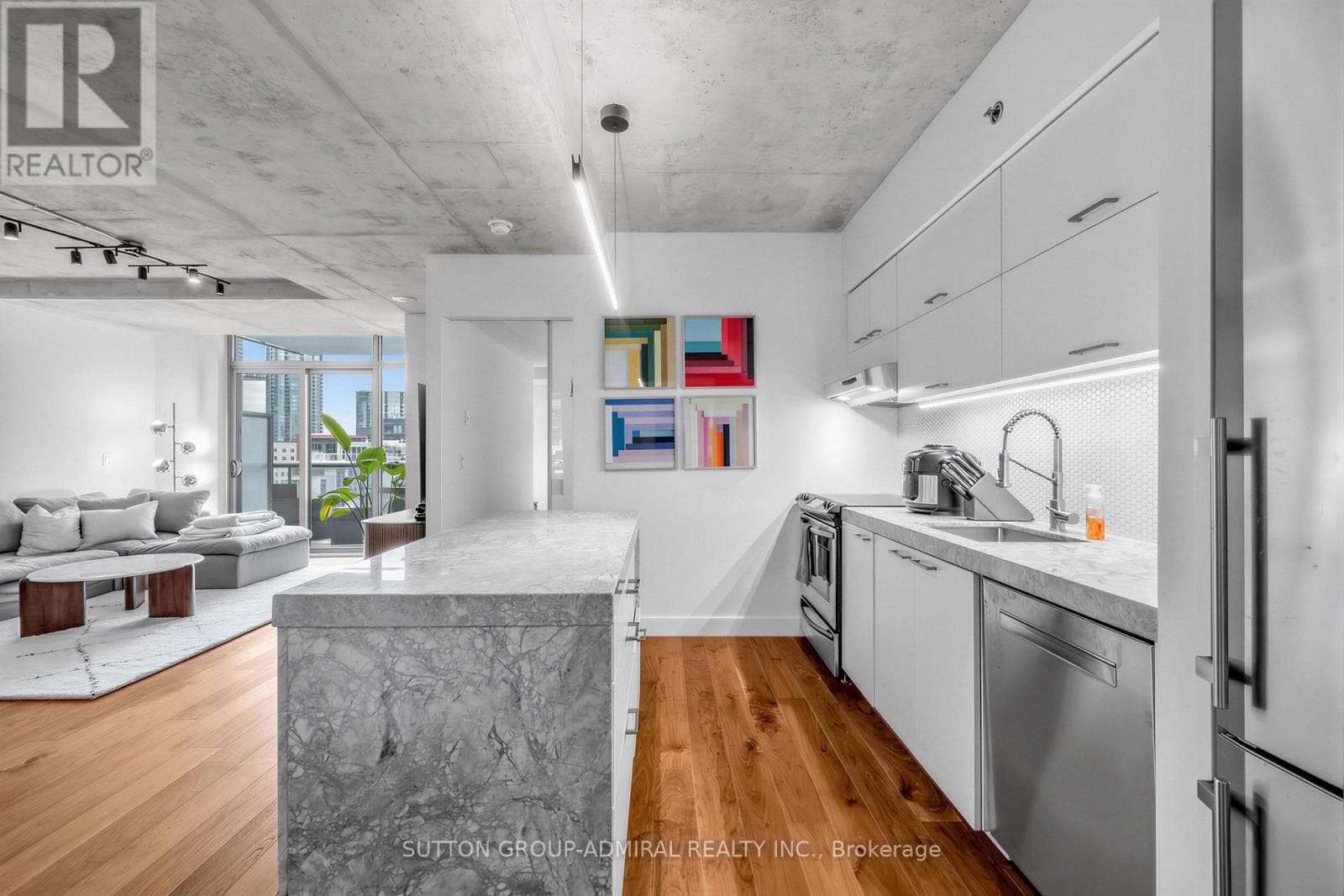 Single Family at 907- 55 Stewart Street, Toronto (Waterfront Communities), Ontario - Photo 6 - RE/MAX Garden City Realty