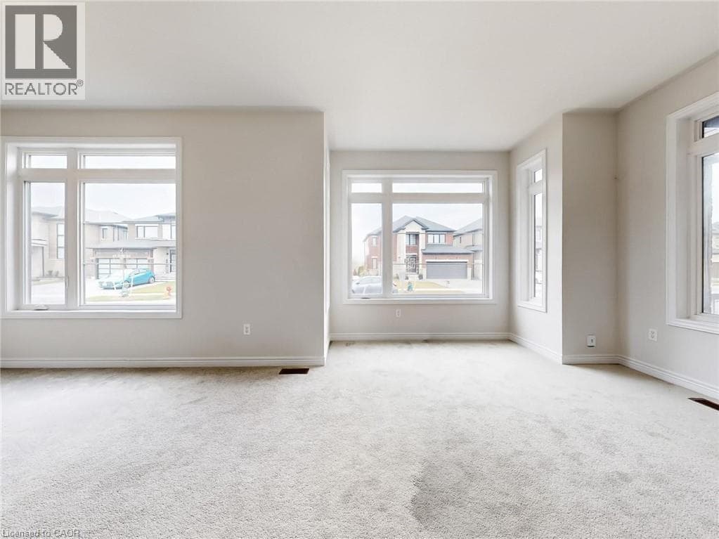 Single Family at 41 BENTGRASS Drive, Welland, Ontario - Photo 7 - RE/MAX Garden City Realty