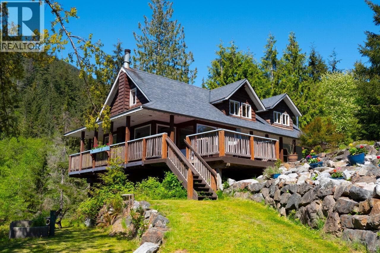 Single Family at 1293 WESTSIDE Road, Bowen Island, British Columbia - Photo 2 - RE/MAX Garden City Realty