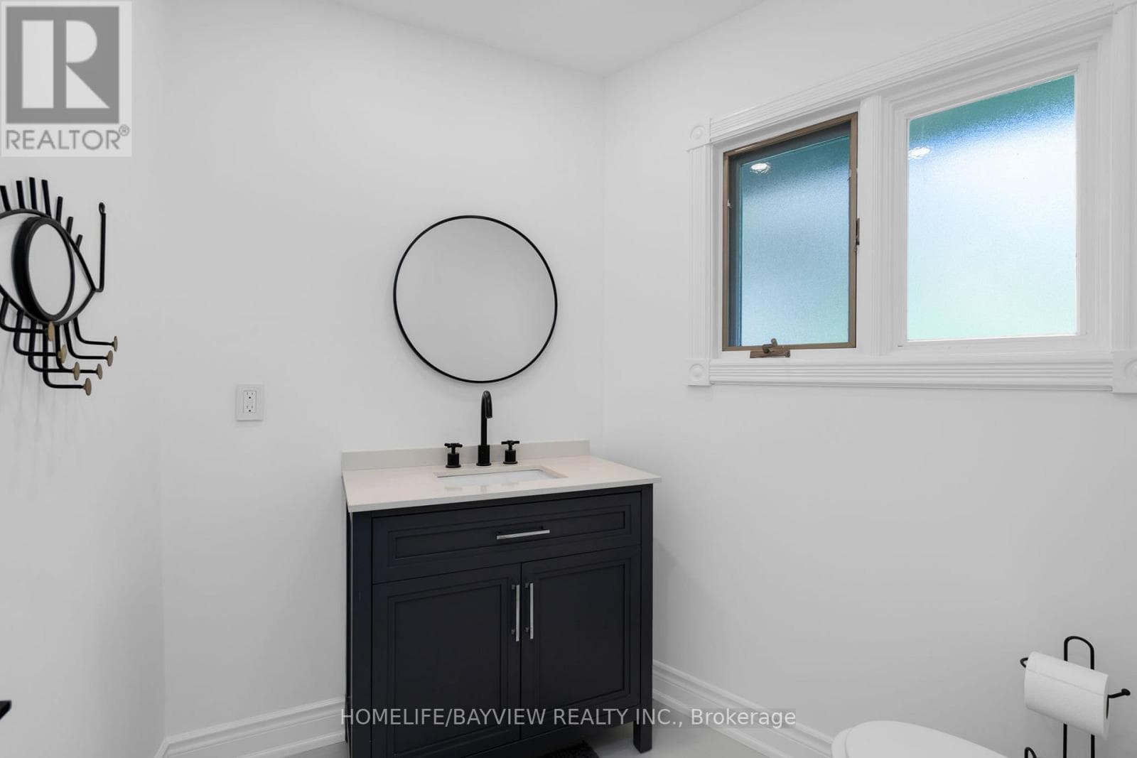 Single Family at 23 Country club Lane, Oro-Medonte (Horseshoe Valley), Ontario - Photo 6 - RE/MAX Garden City Realty