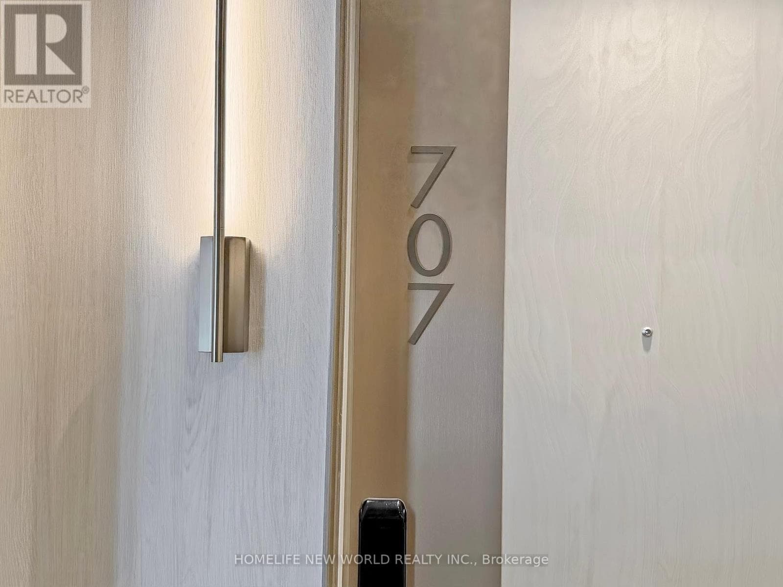 Single Family at 707- 155 Merchants' Wharf, Toronto (Waterfront Communities), Ontario - Photo 6 - RE/MAX Garden City Realty