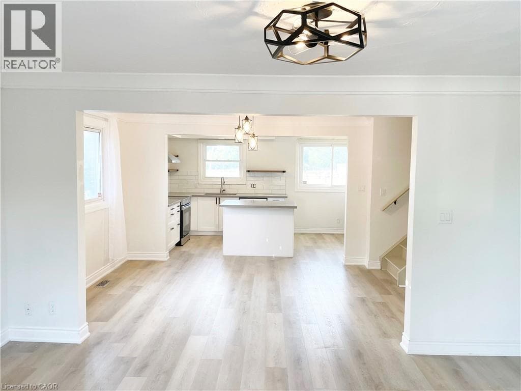 Single Family at 54 NELLO Street, St. Catharines, Ontario - Photo 6 - RE/MAX Garden City Realty
