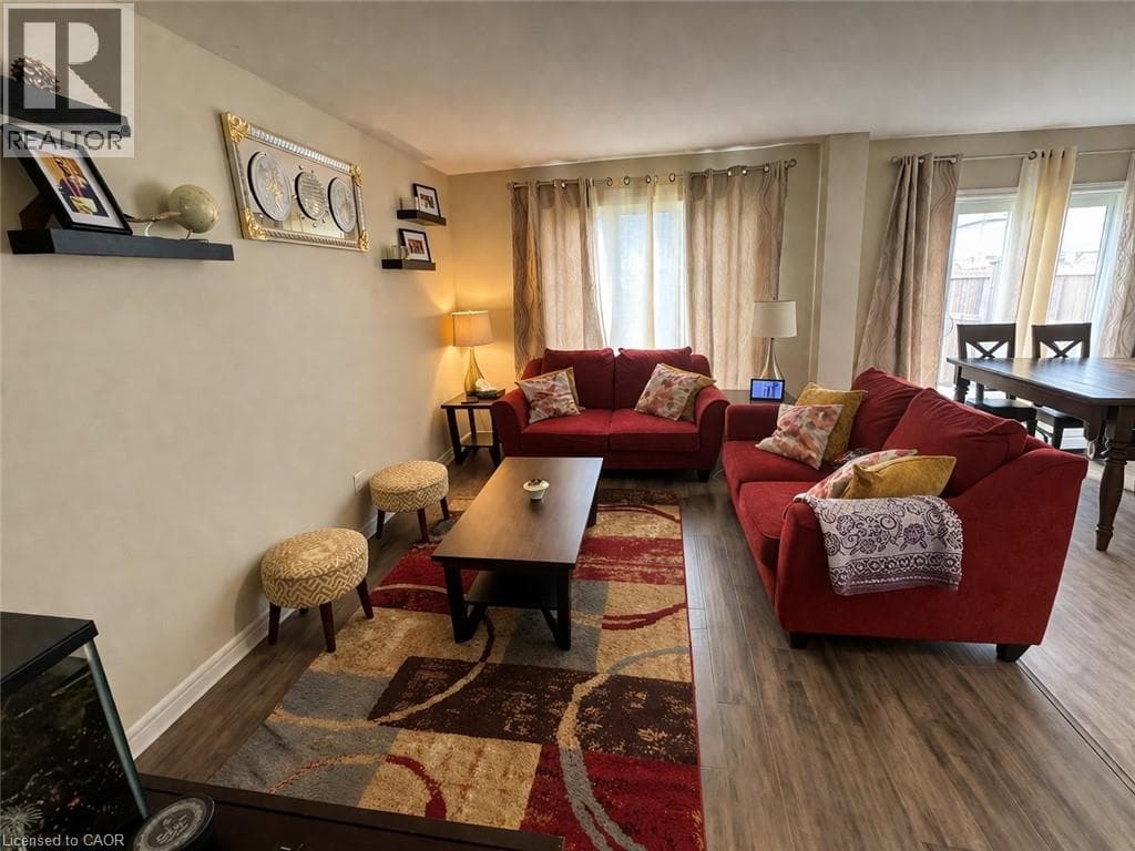 Single Family at 7905 OLDFIELD Road, Niagara Falls, Ontario - Photo 6 - RE/MAX Garden City Realty