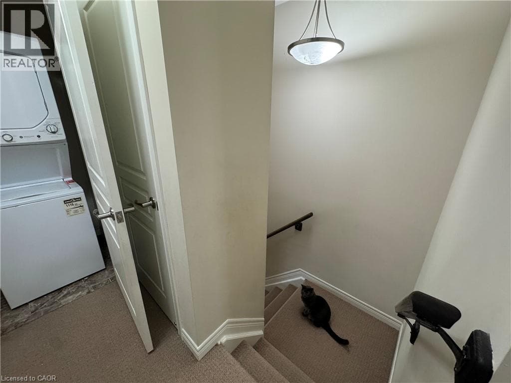 Single Family at 7905 OLDFIELD Road, Niagara Falls, Ontario - Photo 7 - RE/MAX Garden City Realty