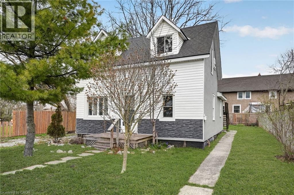 Single Family at 172 FRASER Street, Port Colborne, Ontario - Photo 2 - RE/MAX Garden City Realty