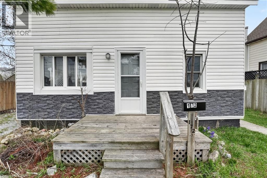 Single Family at 172 FRASER Street, Port Colborne, Ontario - Photo 8 - RE/MAX Garden City Realty