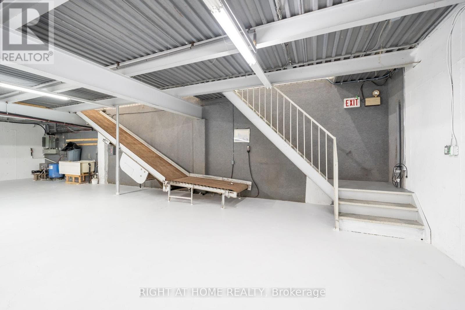 Industrial at Highway #20, Grimsby (Grimsby Escarpment), Ontario - Photo 3 - RE/MAX Garden City Realty