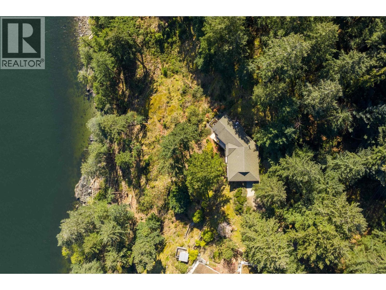 Single Family at 673 CLIFF Road, Bowen Island, British Columbia - Photo 2 - RE/MAX Garden City Realty