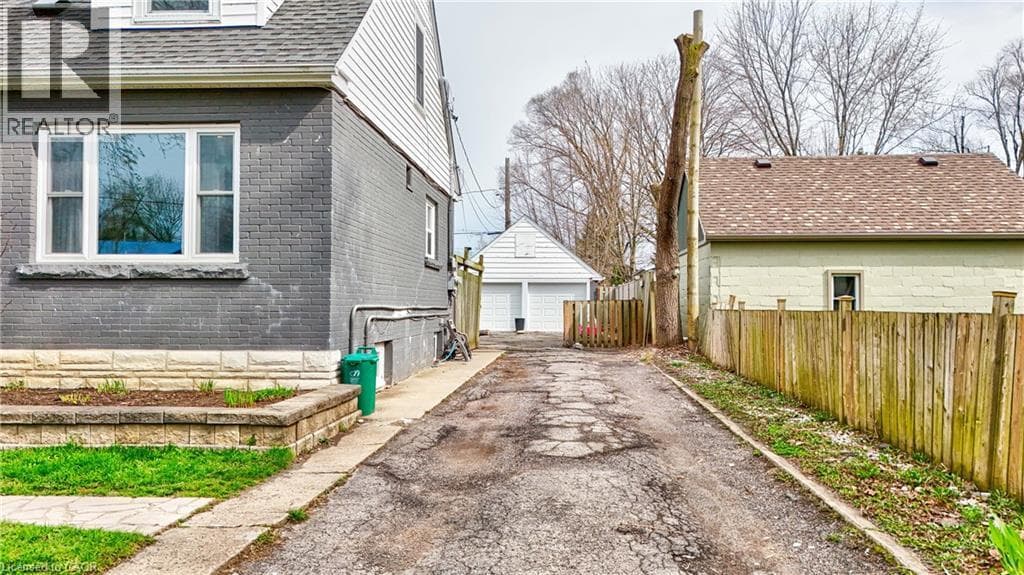 Multi-family at 78 PRICE Avenue, Welland, Ontario - Photo 3 - RE/MAX Garden City Realty