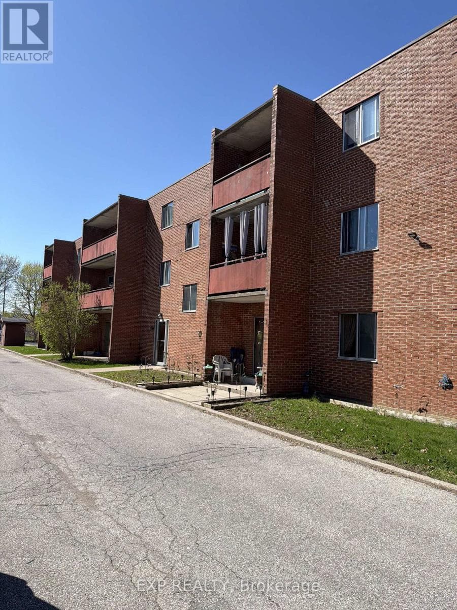 204- 187 Lisgar Ave Avenue