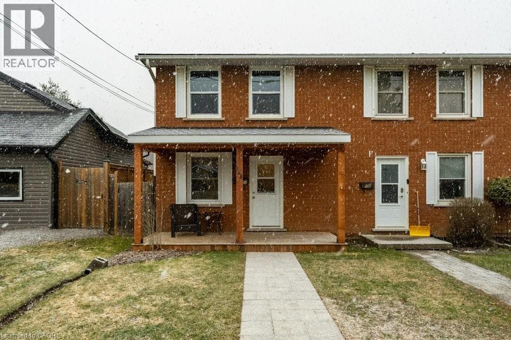 Single Family at 158 DUFFERIN Street, West Lincoln, Ontario - Photo 3 - RE/MAX Garden City Realty