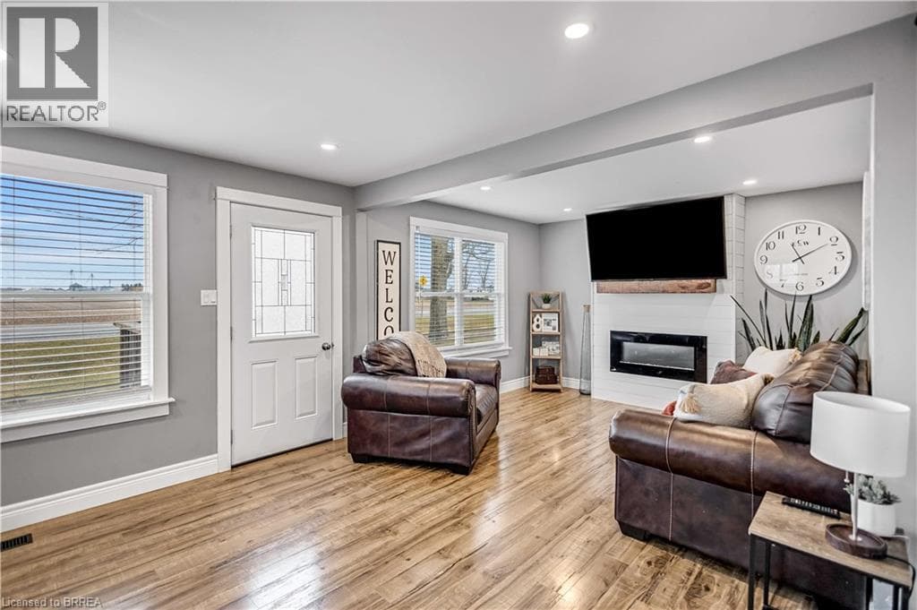 Single Family at 42770 3 Highway, Wainfleet, Ontario - Photo 3 - RE/MAX Garden City Realty