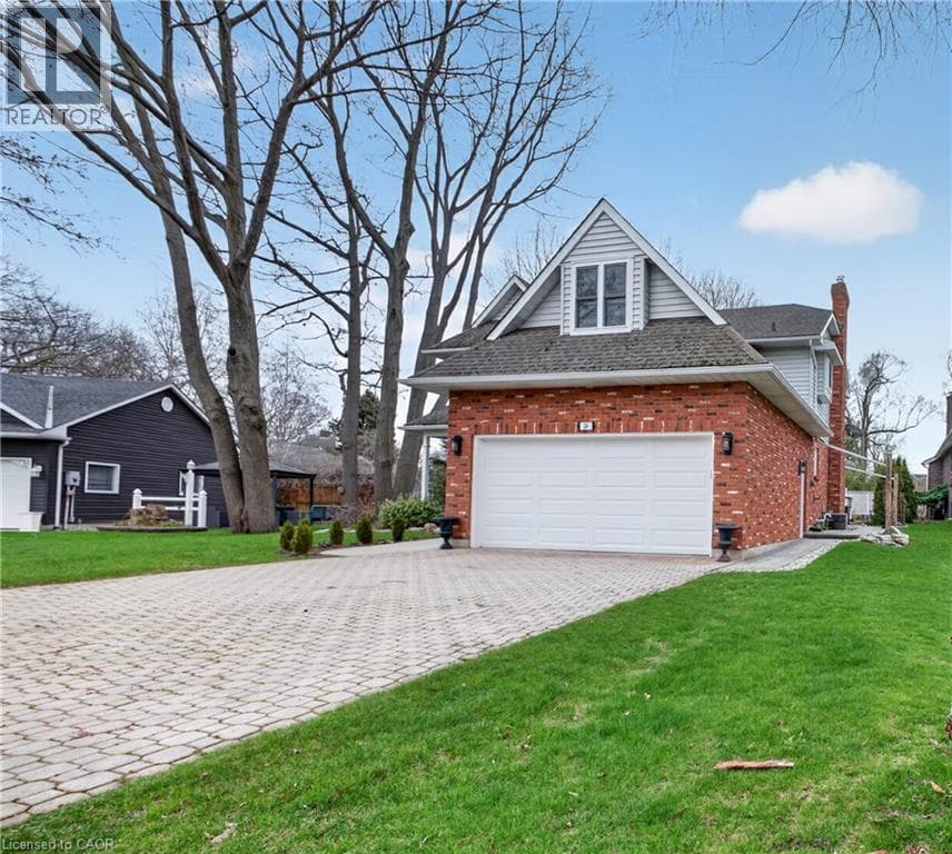 Single Family at 24 LAKESIDE Place, Port Colborne, Ontario - Photo 4 - RE/MAX Garden City Realty