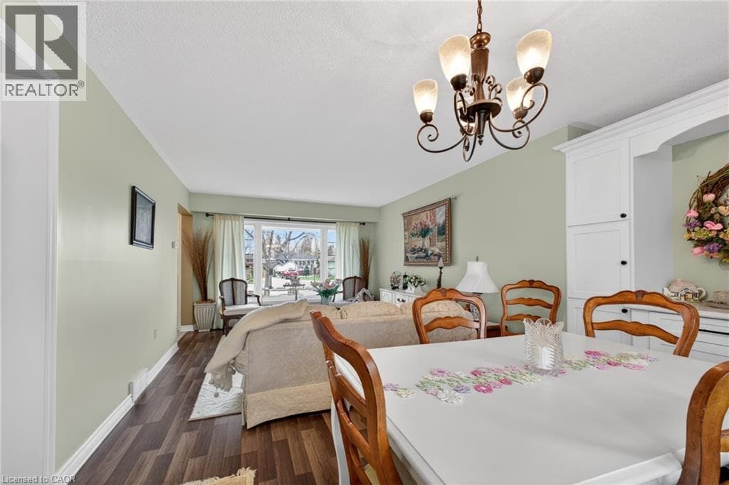 Single Family at 24 LAKESIDE Place, Port Colborne, Ontario - Photo 10 - RE/MAX Garden City Realty