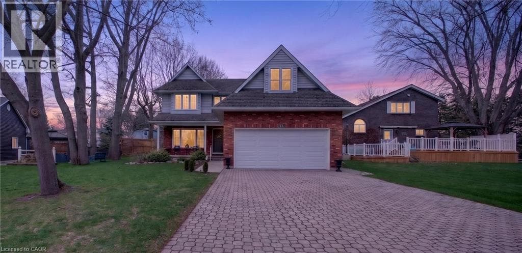Single Family at 24 LAKESIDE Place, Port Colborne, Ontario - Photo 3 - RE/MAX Garden City Realty