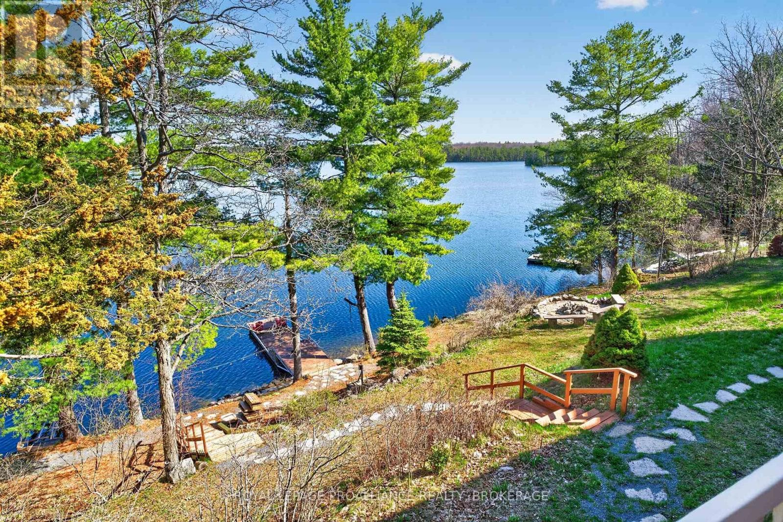 Single Family at 3037 Hilltop Lane, Frontenac (Frontenac South), Ontario - Photo 6 - RE/MAX Garden City Realty