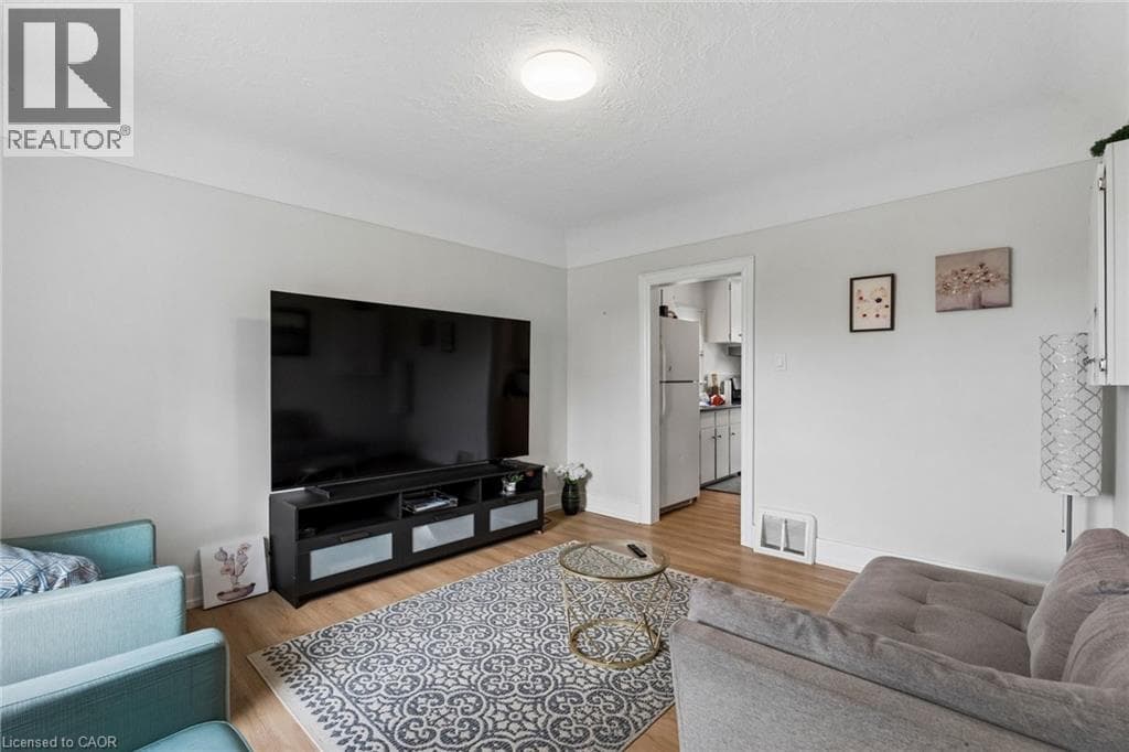Multi-family at 428 THOROLD Road, Welland, Ontario - Photo 5 - RE/MAX Garden City Realty