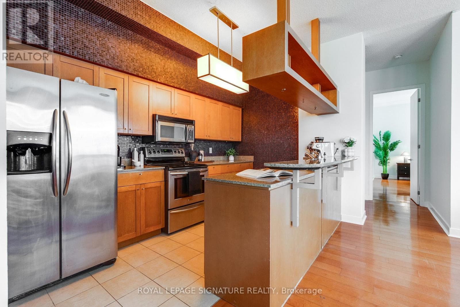 Single Family at 3803- 81 Navy Wharf Court, Toronto (Waterfront Communities), Ontario - Photo 6 - RE/MAX Garden City Realty
