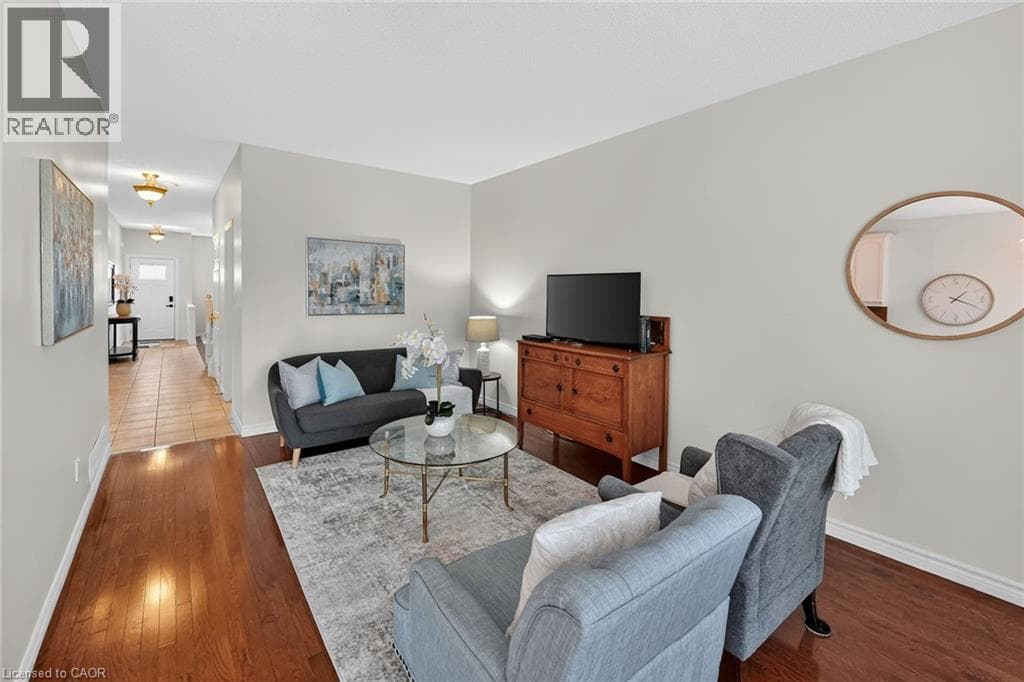 Single Family at 83 MORRISON Crescent, Grimsby, Ontario - Photo 6 - RE/MAX Garden City Realty