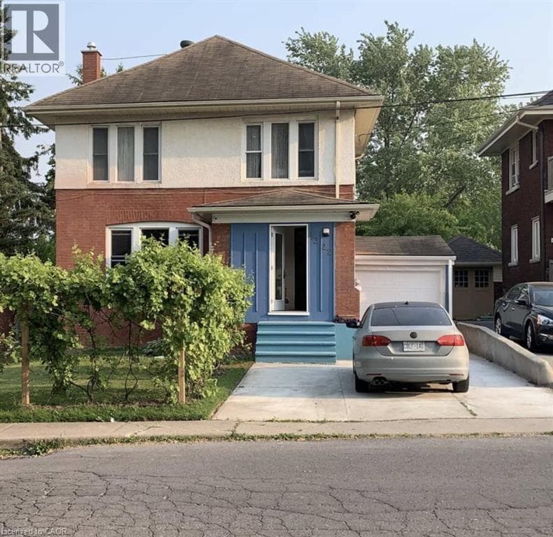 Single Family at 4322 BAMPFIELD Street, Niagara Falls, Ontario - Photo 3 - RE/MAX Garden City Realty