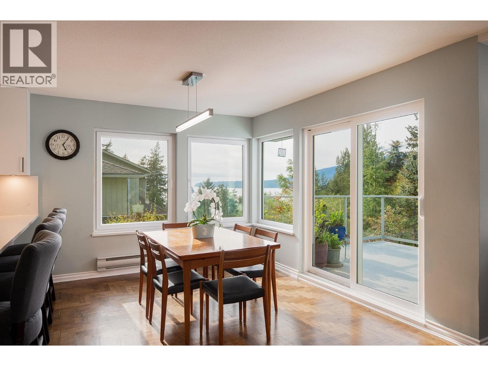 Single Family at 1597 ISLEVIEW Lane, Bowen Island, British Columbia - Photo 4 - RE/MAX Garden City Realty