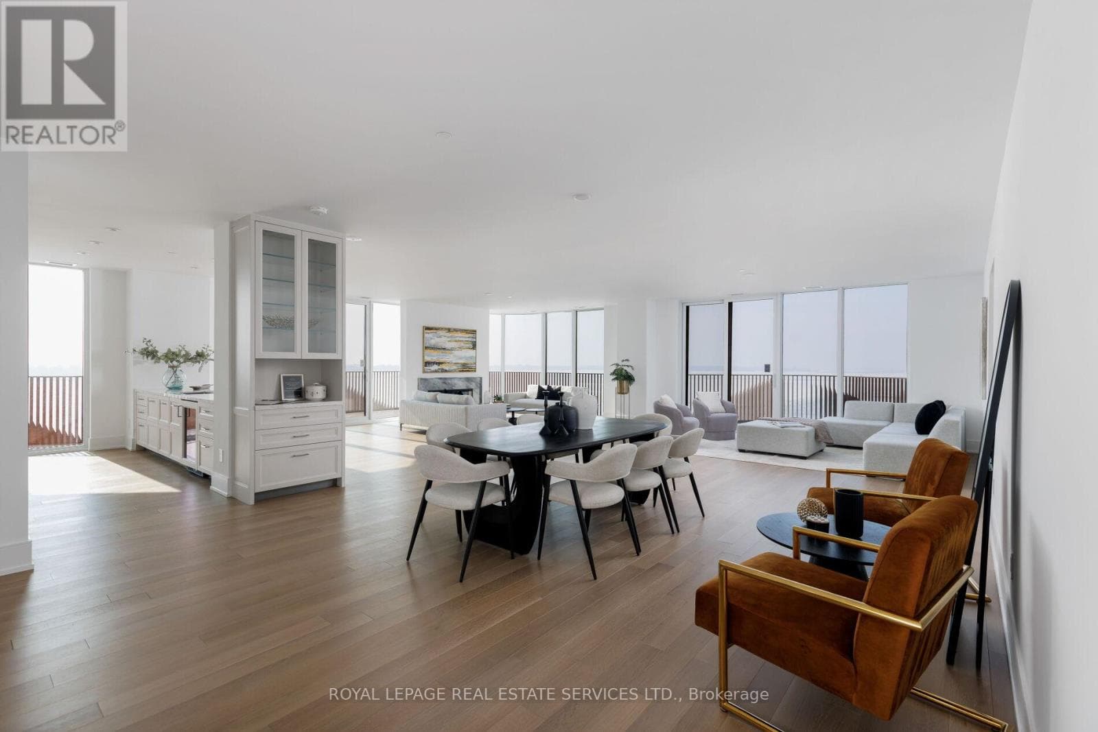 Single Family at 912- 155 Merchants' Wharf, Toronto (Waterfront Communities), Ontario - Photo 8 - RE/MAX Garden City Realty