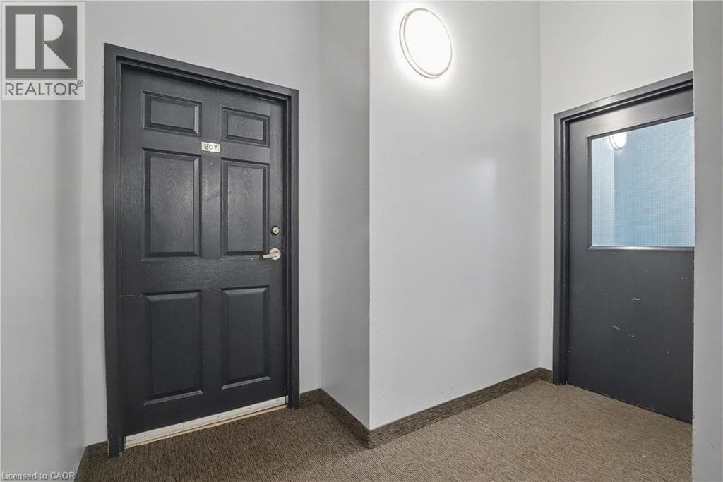 Single Family at 207- 6365 DRUMMOND Road, Niagara Falls, Ontario - Photo 3 - RE/MAX Garden City Realty