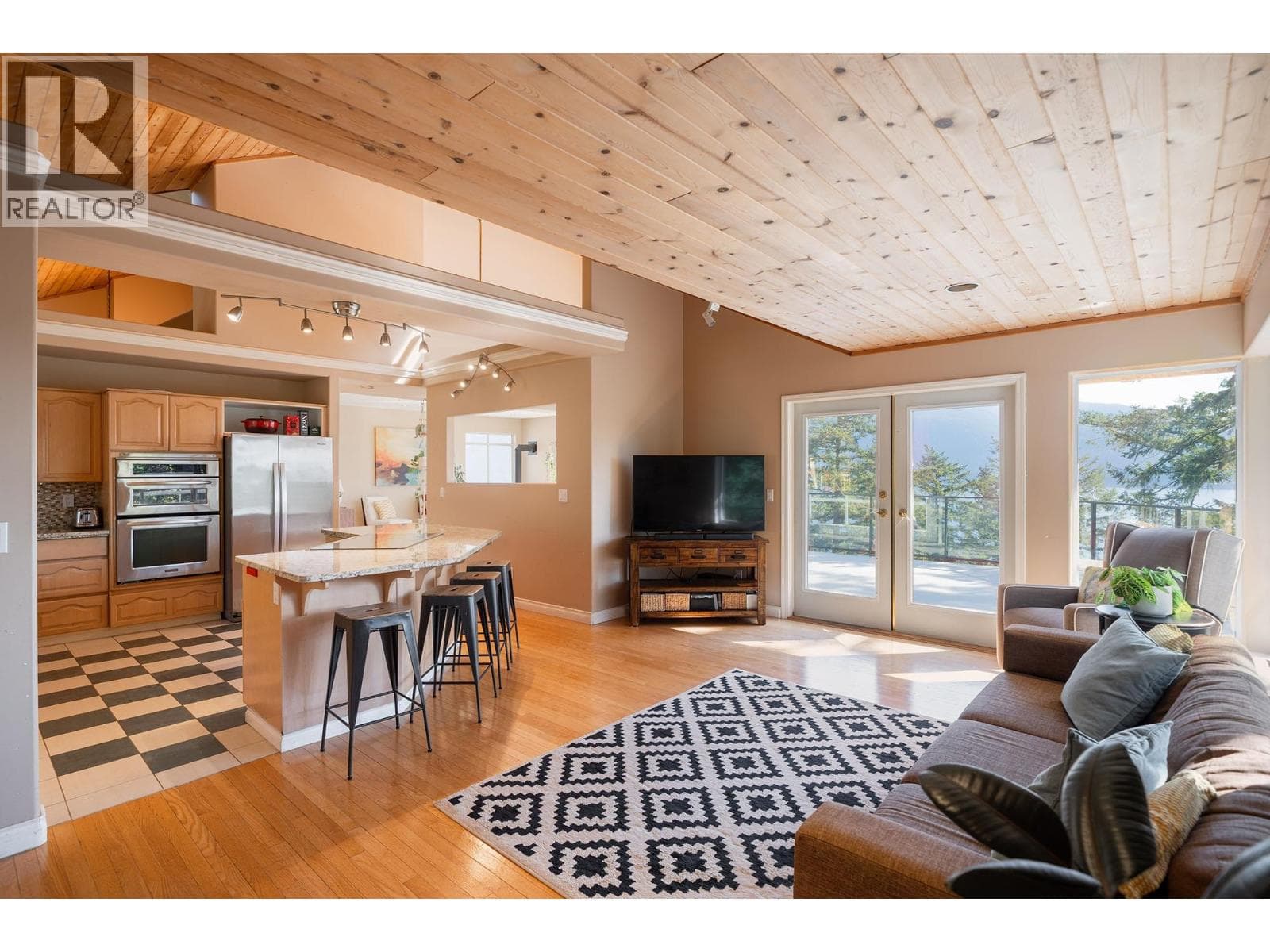 Single Family at 252 JASON Road, Bowen Island, British Columbia - Photo 10 - RE/MAX Garden City Realty