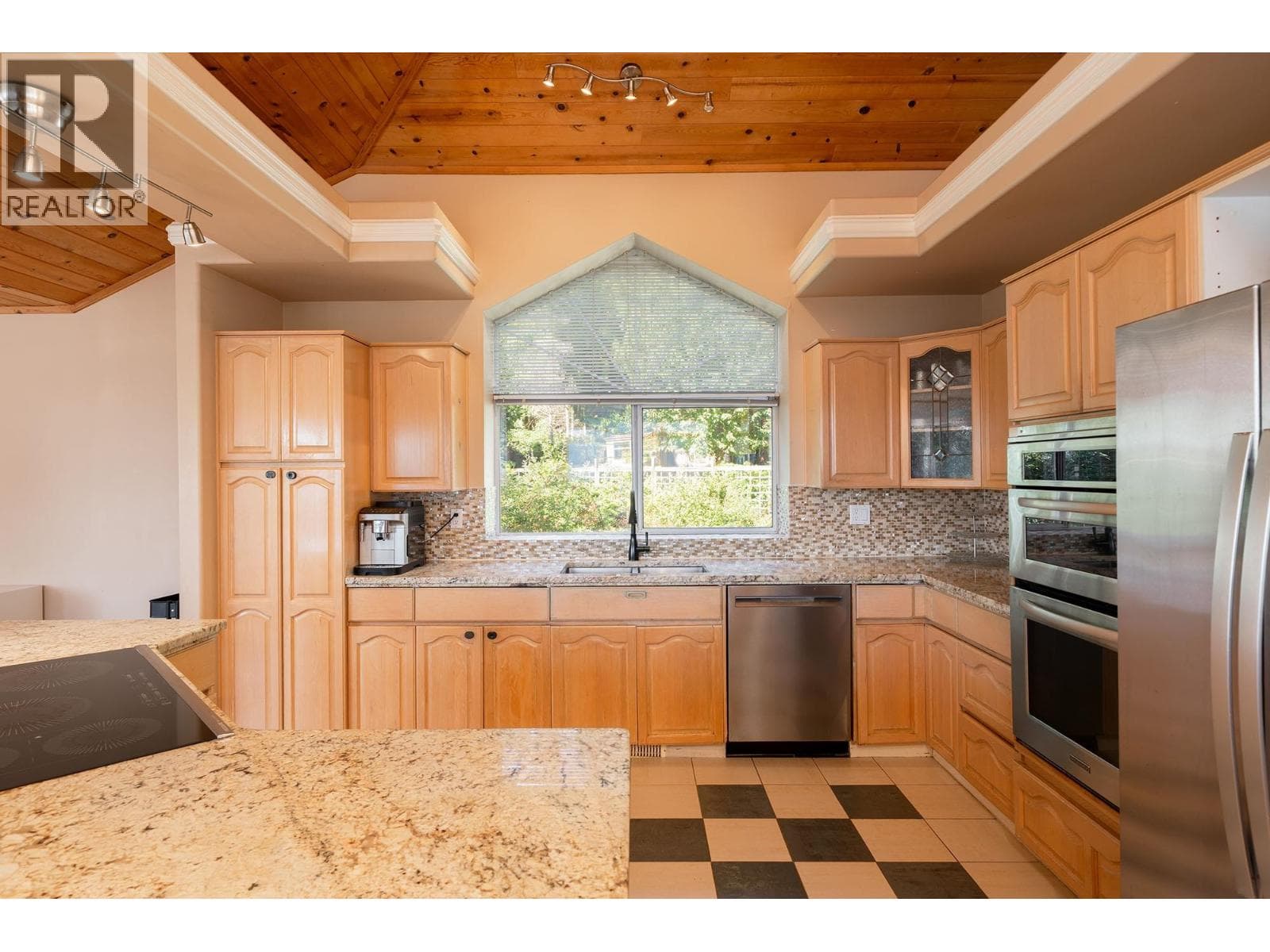 Single Family at 252 JASON Road, Bowen Island, British Columbia - Photo 9 - RE/MAX Garden City Realty