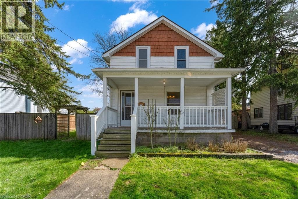 Single Family at 105 BALD Street, Welland, Ontario - Photo 2 - RE/MAX Garden City Realty
