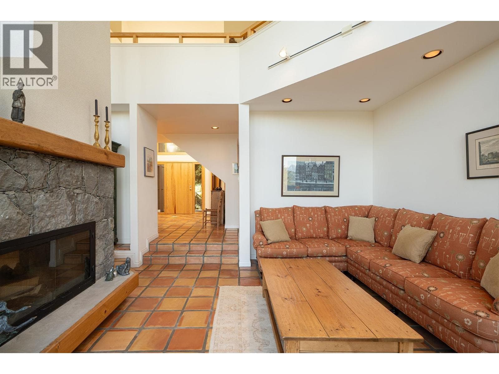 Single Family at 520 SMUGGLERS COVE Road, Bowen Island, British Columbia - Photo 9 - RE/MAX Garden City Realty