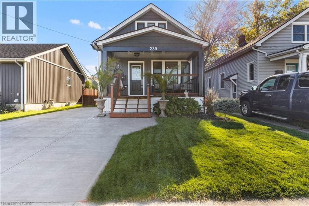 239 BOWEN Road