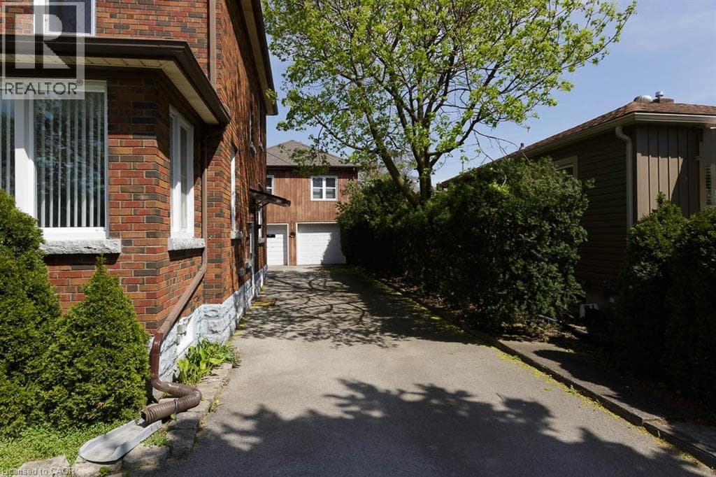 Single Family at 248 WALLACE Avenue, Welland, Ontario - Photo 2 - RE/MAX Garden City Realty