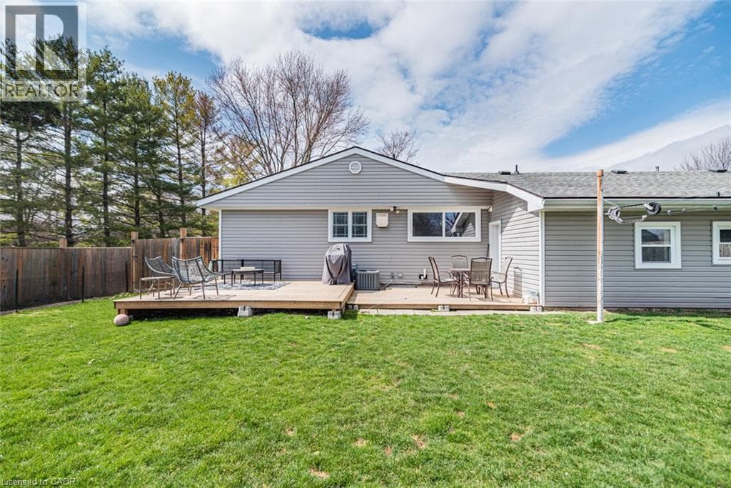 Single Family at 11685 BURNABY Road, Wainfleet, Ontario - Photo 9 - RE/MAX Garden City Realty